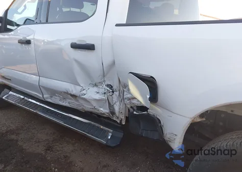 2023 Ford F-250 Xlt z USA, uszkodzony, nr VIN 1FT7W2BT6PEC04377